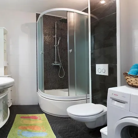 Polanda Apartment Split